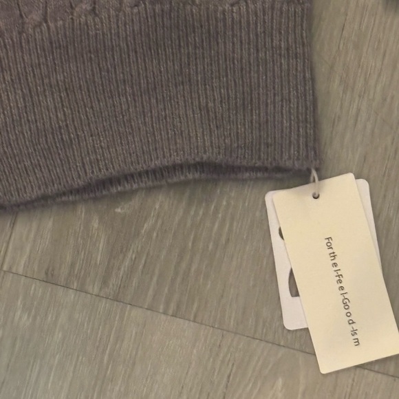 Commense grey cable knit sweater with gold buttons size M NWT - Picture 4 of 4